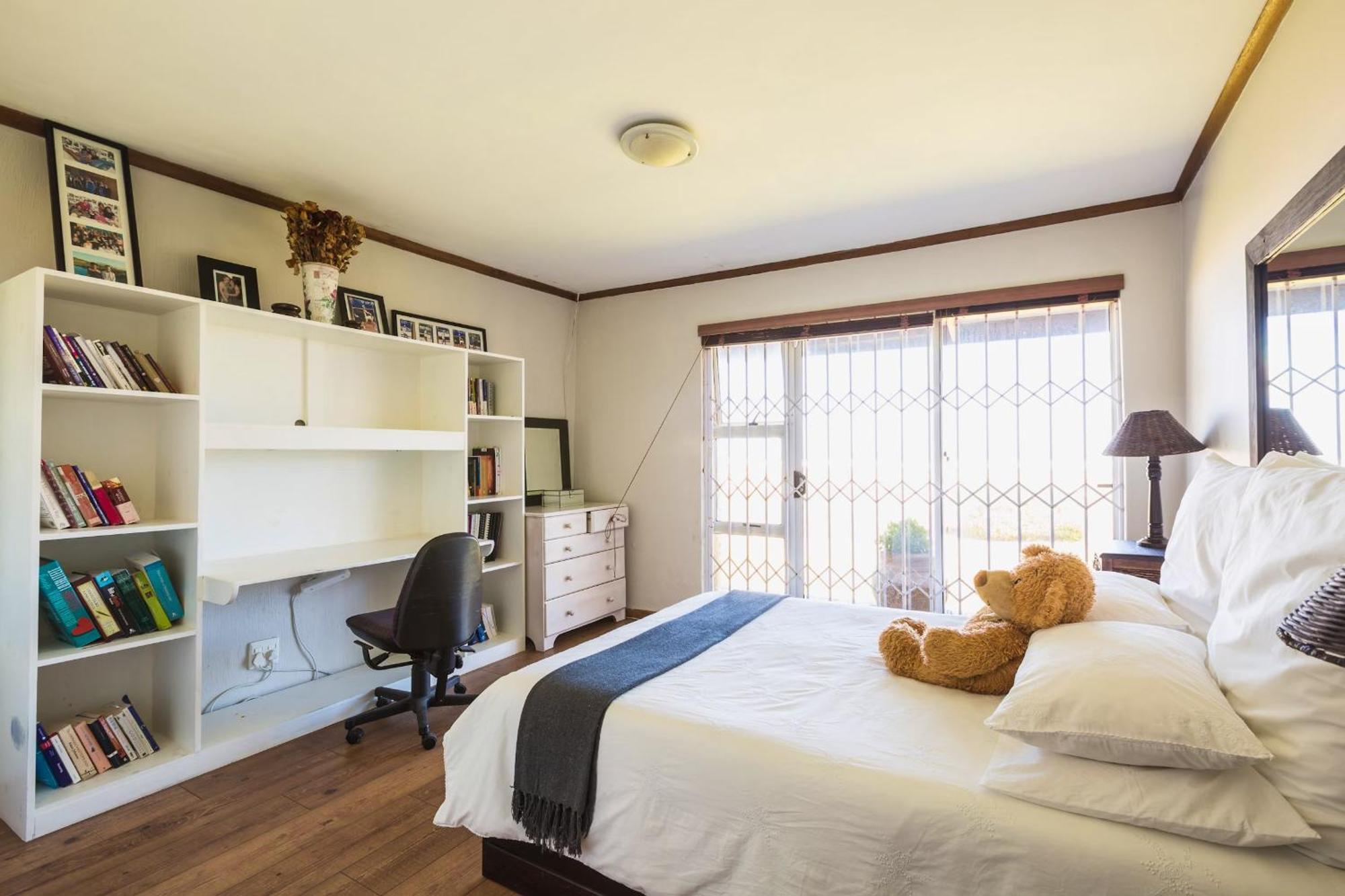 14 Penguin Place, Melkbosstrand Room photo